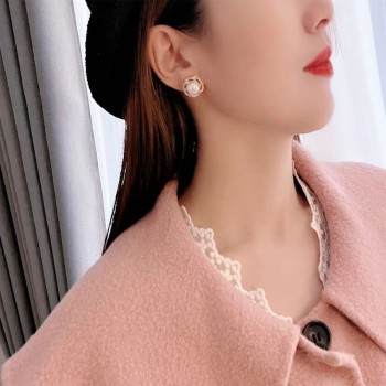 WIND WHEEL EAR STUD 