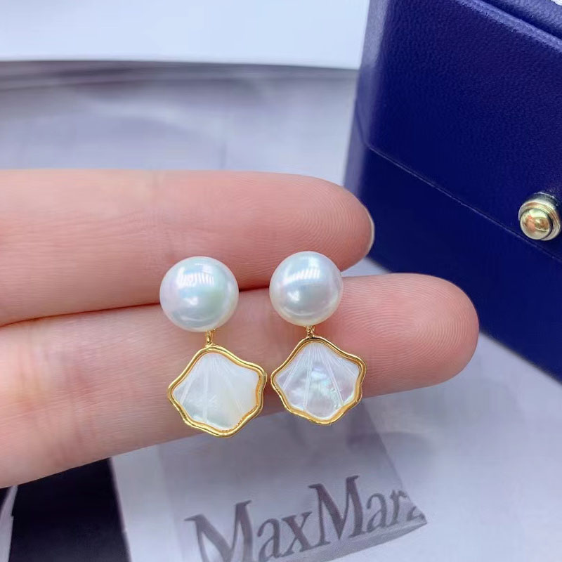 CARVING SHELL EARRINGS