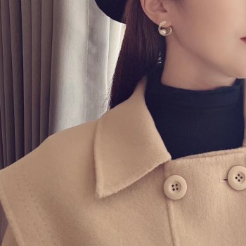 14KGF BEAN SPROUT EAR STUD
