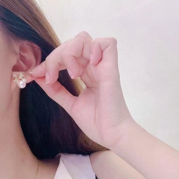 EXQUISITE VINTAGE BOW EARRINGS 
